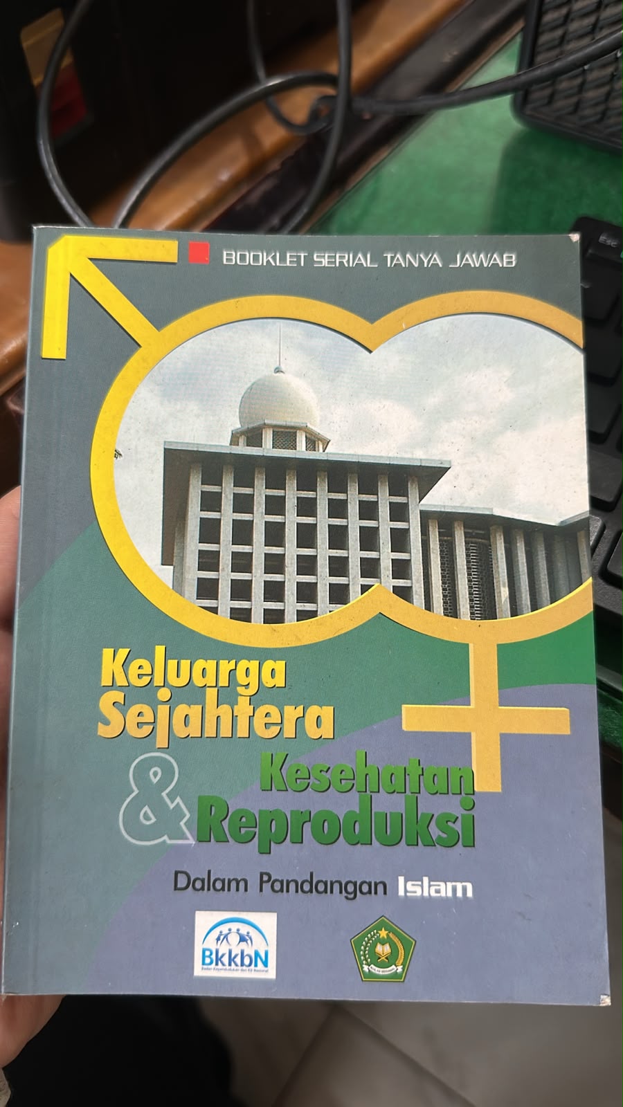 Cover Keluarga Sejahtera & Kesehatan Reproduksi  - Abdullah Hassyim ; -