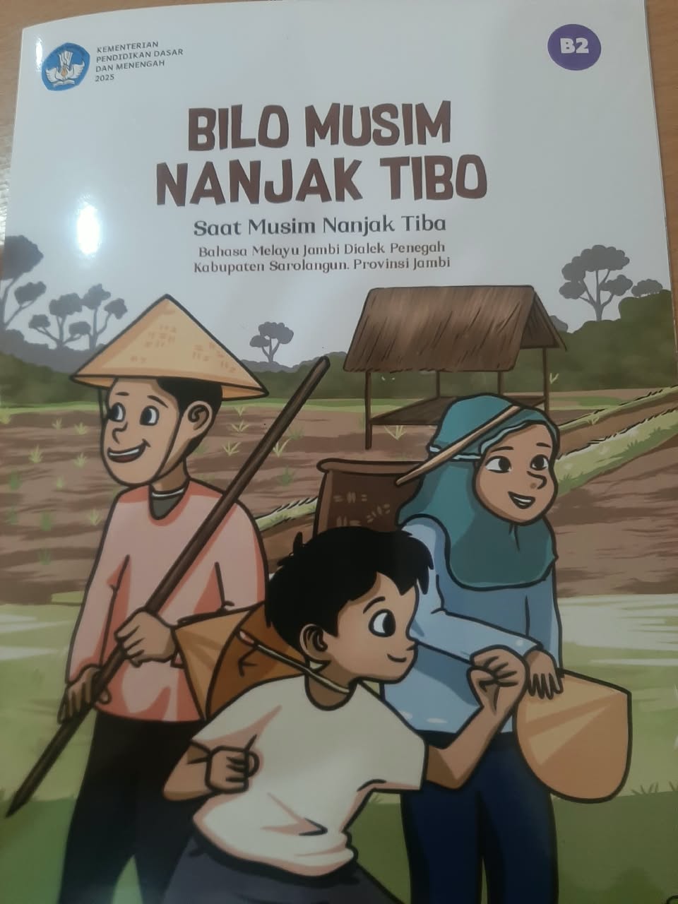 Cover Bilo Musim Nanjak Tibo Saat Musim Nanjak Tibo  Sri Rahayu Eko Prapti (penulis); Saripuddin Nasution (Ilustrator)